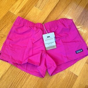 Patagonia women’s Barely Baggies Shorts - 2.5 regular fit